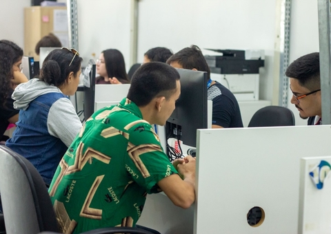 Costureiro e mais: Sine Amazonas divulga 364 vagas para esta quarta-feira