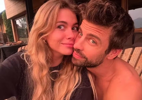 Gerard Piqué se muda para Miami e Clara Chía é vista abalada pelas ruas da Espanha