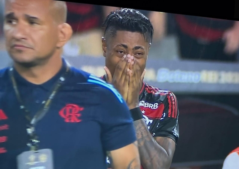 Flamengo faz 3 a 1 no Botafogo e é campeão da Supercopa Rei