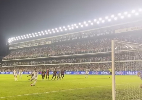 Santos abre o placar no primeiro tempo no jogo contra Botafogo-SP