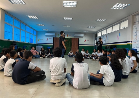 Projeto oferece oficinas gratuitas de iniciação teatral para jovens em Manaus