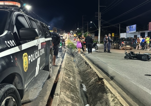 Motociclista morre após ser atropelada por carro na Avenida Torquato Tapajós