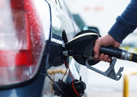 Reajute de ICMS e Petrobras aumenta preço da gasolina e diesel 