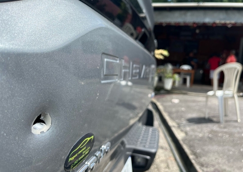 Casal de colombianos e criança são alvo de ataque a tiros na Cidade Nova