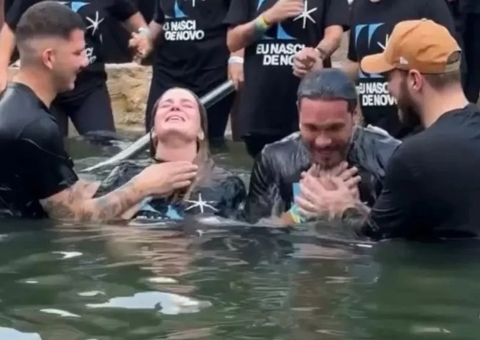 Viih Tube e Eliezer comemoram novo começo com batismo em igreja evangélica