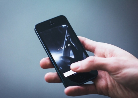 Uber passa a autorizar que motoristas bloqueiem passageiros