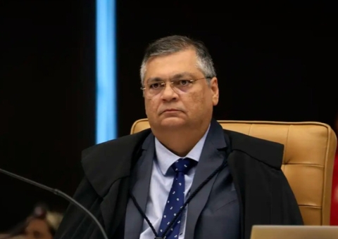 Dino manda governo apurar regularidade de emendas para eventos