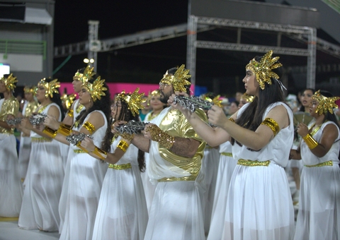 Escolas do Grupo Especial realizam última noite de ensaios técnicos no Sambódromo