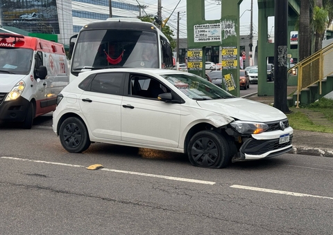Motociclista é atropelado duas vezes durante acidente na Av. Djalma Batista
