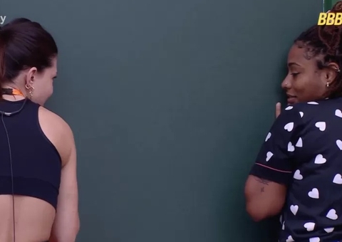 Vitória e Thamiris ouvem conversa de Renata e Eva, e sister dispara: "cobrinhas"