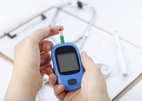 Hormônios sexuais afetam sistema neurológico e podem influenciar na eclosão de doenças