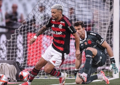Flamengo vence o Vasco no jogo de ida da semifinal do Carioca