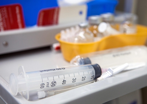 Crianças, idosos e gestantes terão vacina da gripe disponível o ano todo