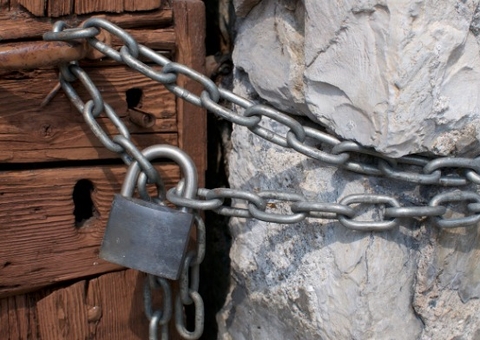 Adolescente de 14 anos é resgatada de cárcere privado após um ano