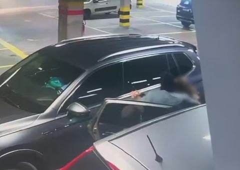 Mulher sequestrada revela ameaças dos criminosos: "se errar a senha, meto bala"