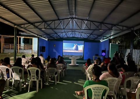 Cinema de rua transforma comunidade ribeirinha com cultura e arte