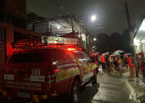 Mulher soterrada após desabamento morre a caminho de hospital em Manaus