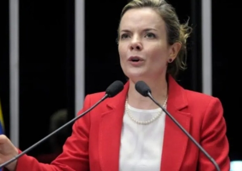 Gleisi Hoffmann apresenta queixa-crime ao STF contra Gustavo Gayer