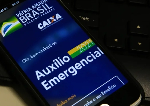 Mais de 176 mil de pessoas devem devolver auxílio emergencial ao governo