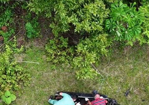 Corpo é encontrado com mãos e pés amarrados em terreno no Tarumã