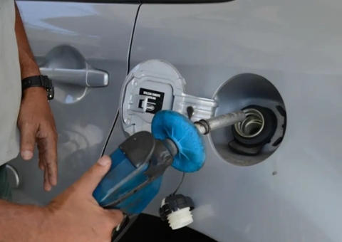 Inalação do vapor de gasolina causa câncer e ameaça frentistas