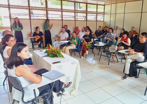 Livro pioneiro com pesquisas sobre informação e comunicação na Amazônia é lançado