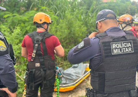 Homem achado em igarapé em Manaus foi morto com facada na testa: "Perfurou o crânio"