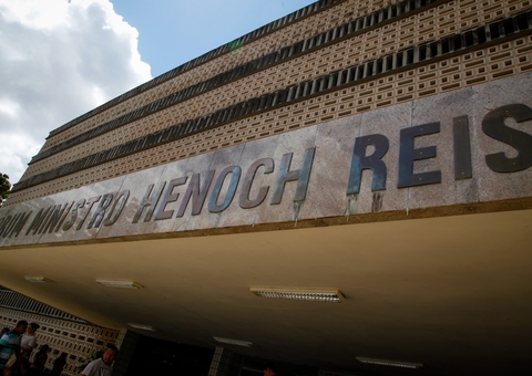 Homem é condenado a 24 anos de prisão por homicídio triplamente qualificado no Nova Esperança