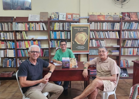 Autores celebram vivências amazônicas em manhã de autógrafos na livraria Nacional