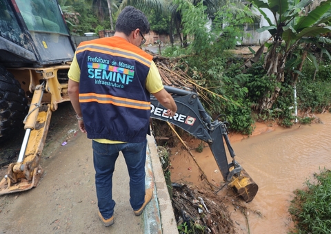 Manaus intensifica limpeza de igarapés para reduzir impactos durante chuvas
