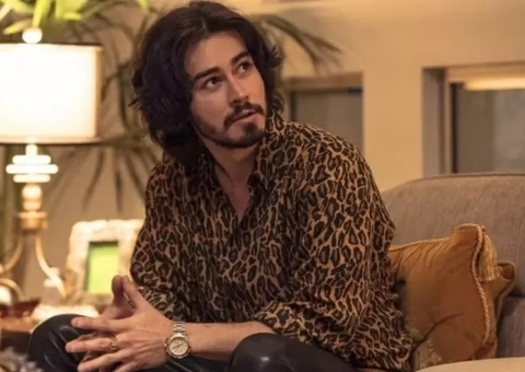 Ator de Narcos entra em coma após contrair bactéria durante as férias