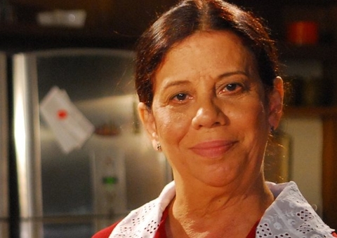 Filha nega ter roubado dinheiro da aposentadoria de Maria Gladys 