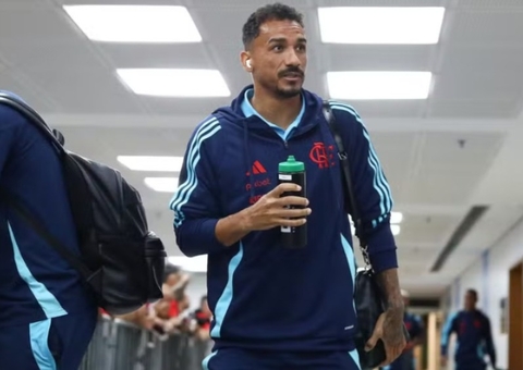 Após dois meses de recuperação, Danilo retorna ao Flamengo