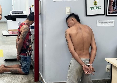 Motoboy perde moto e dinheiro de empresa em assalto em Manaus; dupla é presa
