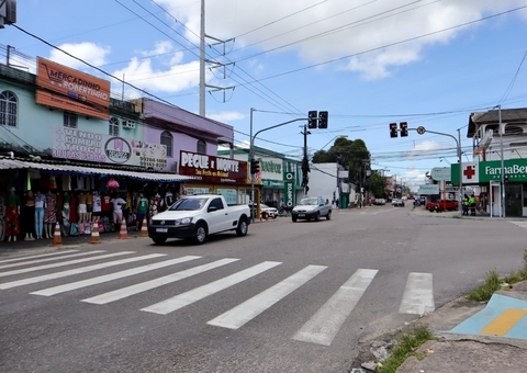 Novas faixas de tráfego são implantadas para melhorar mobilidade em Manaus