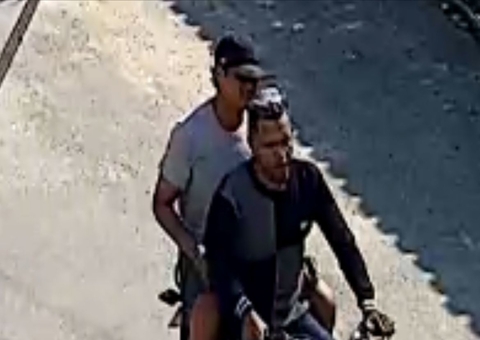 Dupla em moto ameaça vítima durante assalto no bairro Nova Cidade