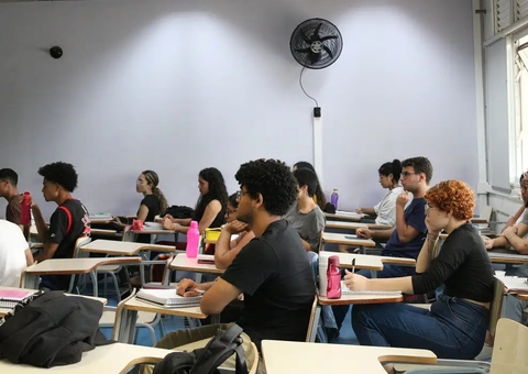 MEC abre hoje inscrições para apoio e financiamento de cursinhos populares