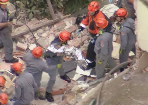 Desabamento de casa em São Paulo mata bebê e deixa cinco feridos