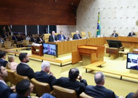 Fux propõe um ano e meio de prisão a mulher que escreveu em estátua; Moraes quer 14 