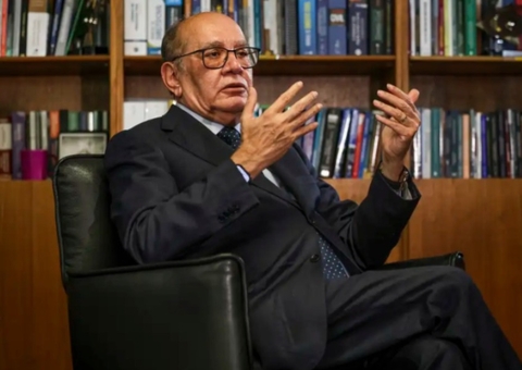 Gilmar Mendes suspende julgamento de Collor e leva caso a plenário
