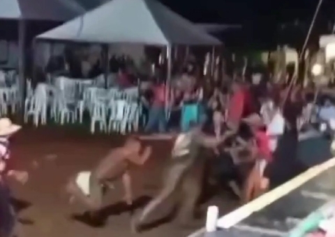 Vídeo: Fiéis trocam socos em festa de igreja no Mato Grosso