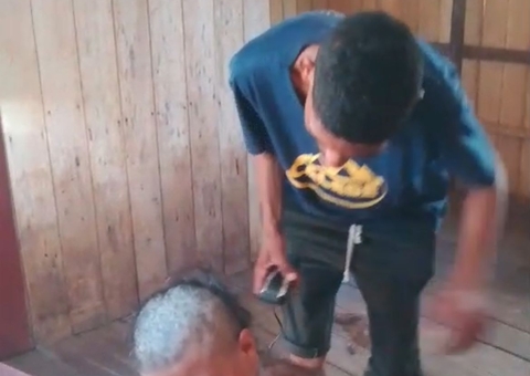 Homem é preso no Amazonas após raspar cabeça de mulher e filmar por suspeita de traição