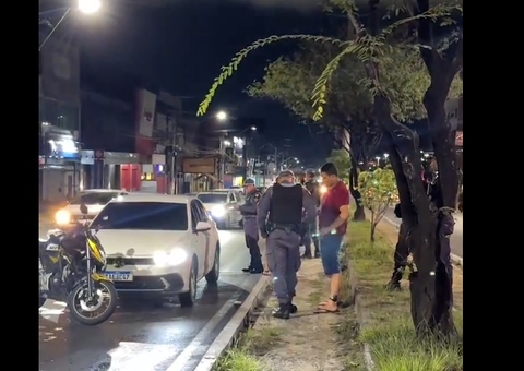 Homem com tornozeleira eletrônica é preso após ser flagrado na rua após 22h em Manaus