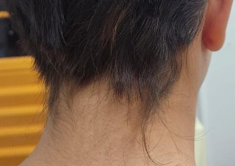 Mãe é presa após agredir e cortar cabelo da filha de 13 anos no Jorge Teixeira