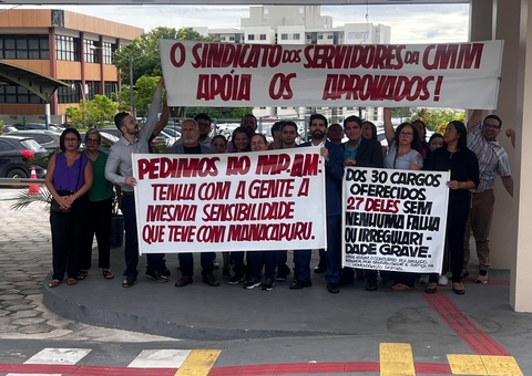 Aprovados da CMM protocolam pedido no MP para reverter anulação de concurso público