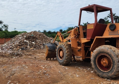 Descarte irregular de resíduos rende multa de R$ 50 mil em Iranduba