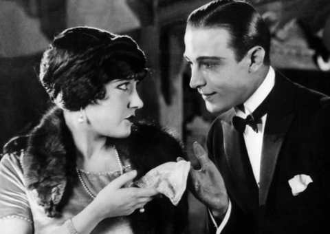 ‘Esposa e Mártir’ e ‘Operação Dragão’ são destaques no Cine Carmen Miranda