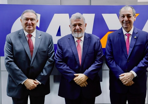 Omar Aziz busca expandir microcrédito da Caixa para pescadores do Amazonas