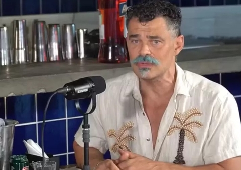 Carmo Dalla Vecchia diz que nunca transou com mulher