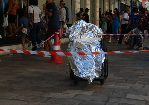 Homem diz que iria fazer empréstimo com idoso encontrado morto em cadeira de rodas no Centro